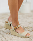 Arnold Natural Linen Wedges