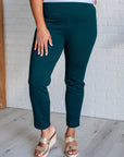 Magic Ankle Crop Skinny Pants in Hunter Green