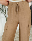 Off Duty Straight Leg Cargo Pants in Tan