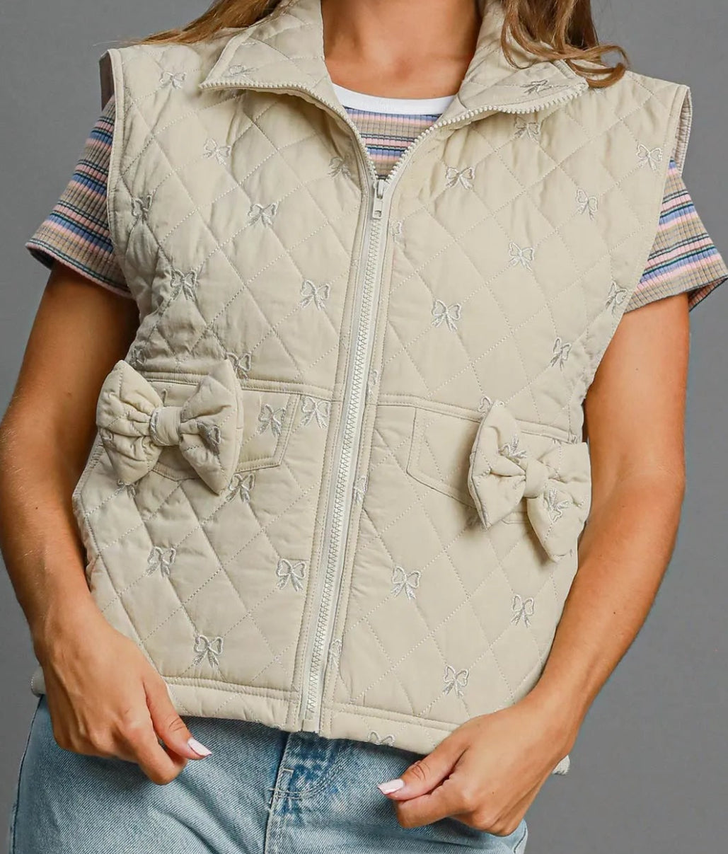 CLOVER VEST - שחור