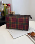 Contrast Plaid Clutch with Zipper