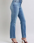 Judy Blue Full Size Wash Thermal Straight Jeans with Pockets