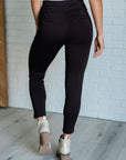 Magic Ankle Crop Skinny Pants in Chocolate