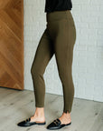 Magic Ankle Crop Skinny Pants in Olive