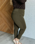 Magic Ankle Crop Skinny Pants in Olive