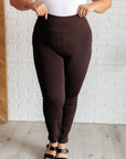 Magic Skinny 28" Pants in Chocolate