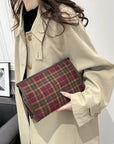 Contrast Plaid Clutch with Zipper