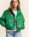 J.NNA Turtleneck Snap and Zipper Closure Crop Puff Jacket in Green