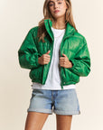 J.NNA Turtleneck Snap and Zipper Closure Crop Puff Jacket in Green