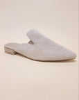 GEM-39 - POINTED TOE SLIP ON MULE FLATS