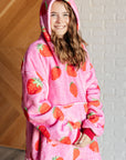 Kids Oversized Hoodie Blanket in Strawberry